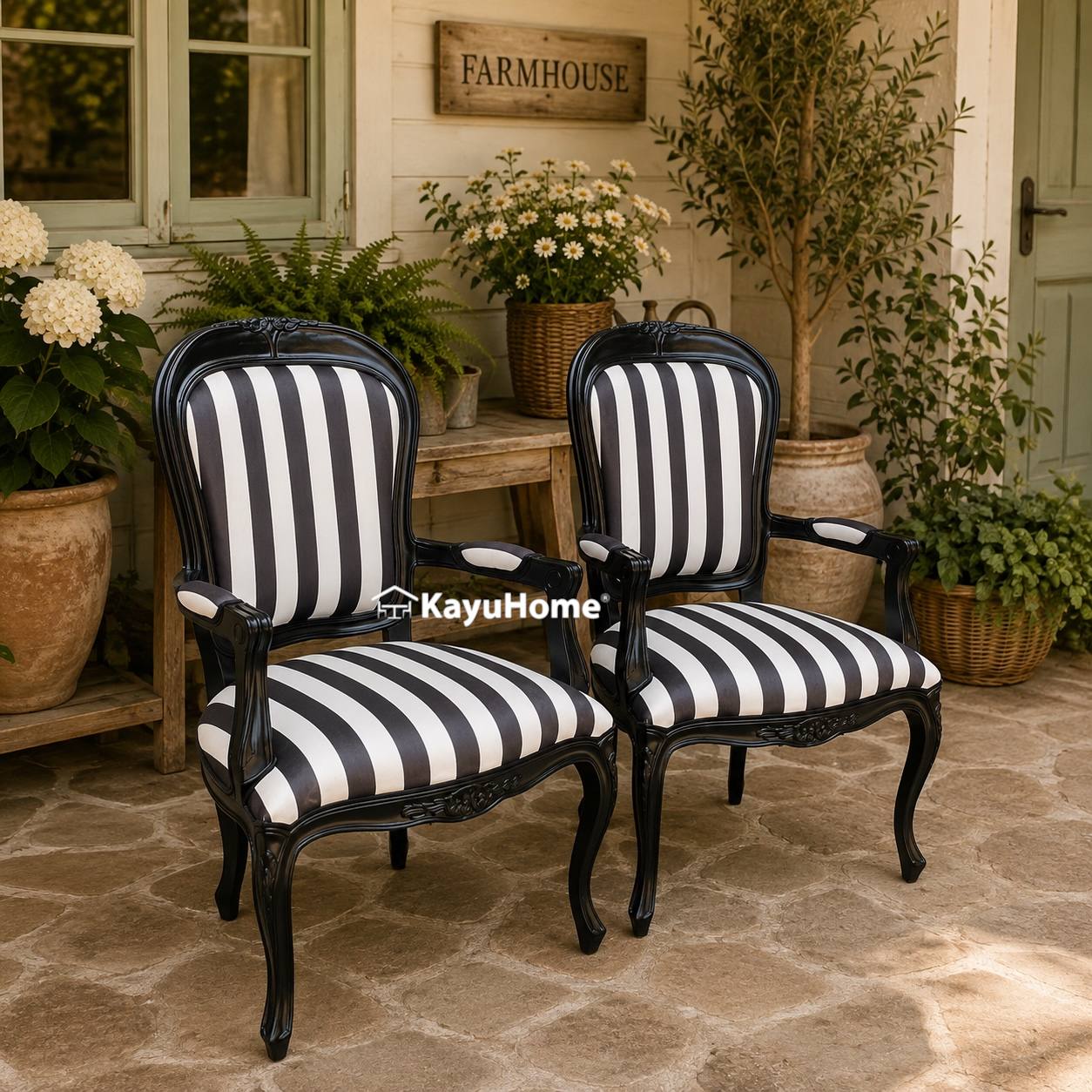 Victoria Vintage Chair view 2