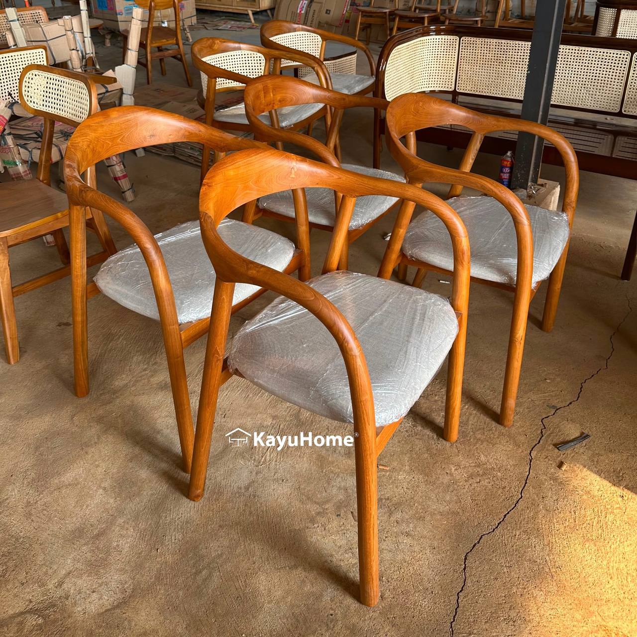 Kyoto Style Teak Chair — official KayuHome catalogue image